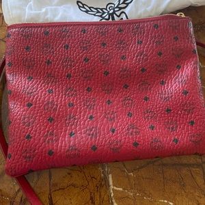 Mcm Medium Clutch/Crossbody